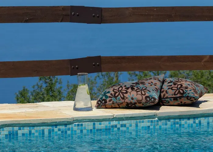 Amadryades Villas-villa Terina וילה *